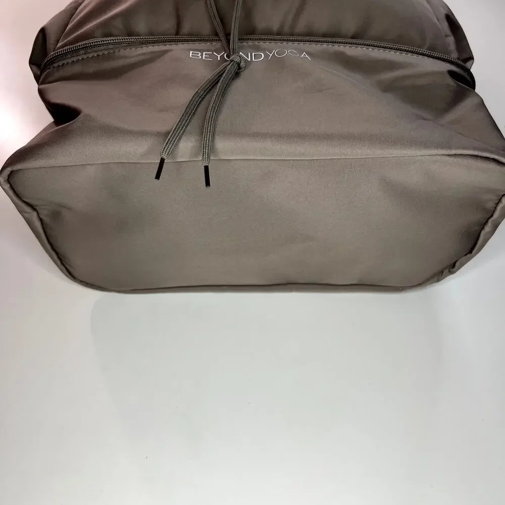 Beyond Yoga Convertible Gym Bag Backpack Tote Tan Canvas Travel Weekend
